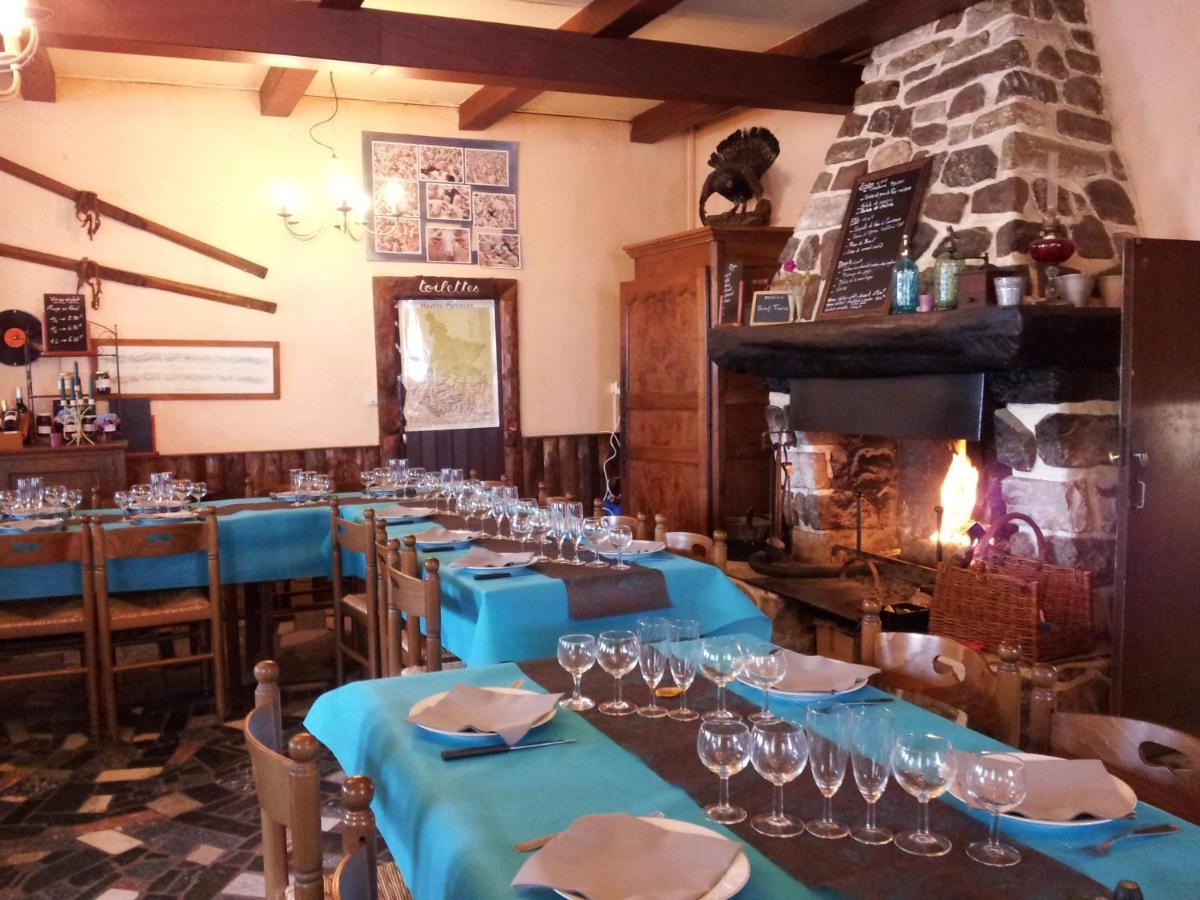 Auberge La Bergerie Sainte-Marie-de-Campan Exterior foto